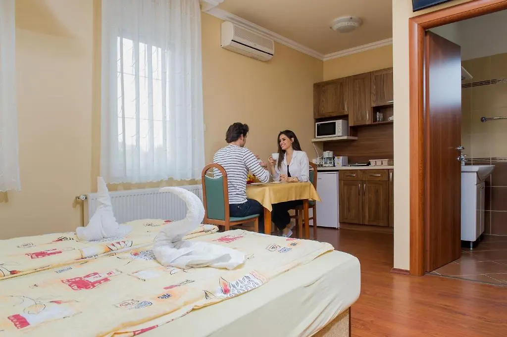 Aura Apartman Hajdúszoboszló Apartament